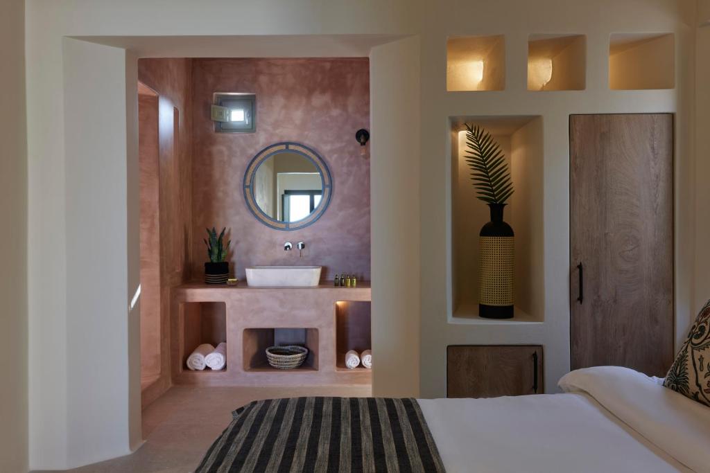 Posteľ alebo postele v izbe v ubytovaní Aeon Suites - Adults Only