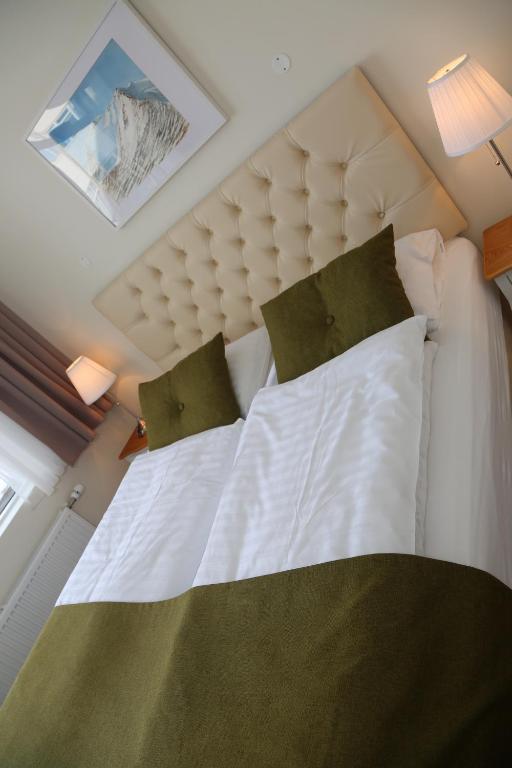 Hotel Kjarnalundur- Aurora Dream - Lodges and Rooms, Akureyri – Preços  atualizados 2024