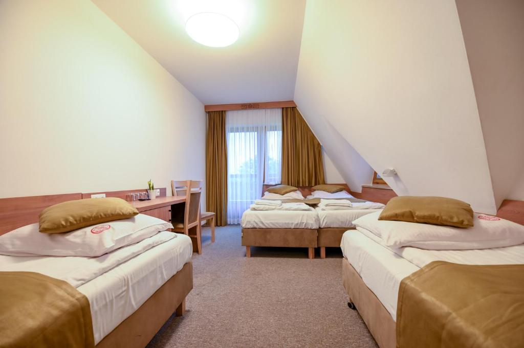 Pod Tatrami 1 & SPA - Komfortowe Noclegi z wyżywieniem, blisko Term Bania - 四人间