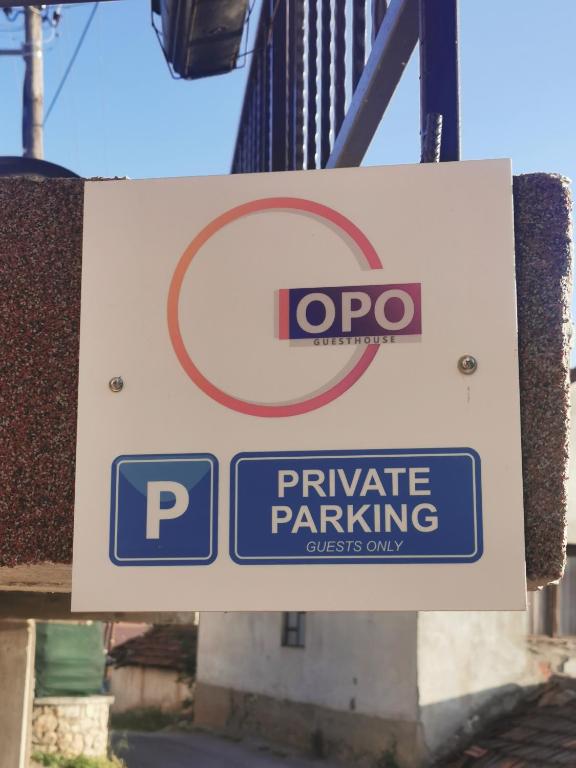 Certifikát, hodnocení, plakát nebo jiný dokument vystavený v ubytování GOPO Guesthouse Elshani