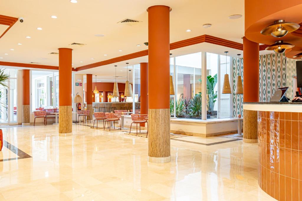 Restaurace v ubytování Hotel Rosella affiliated by Intelier