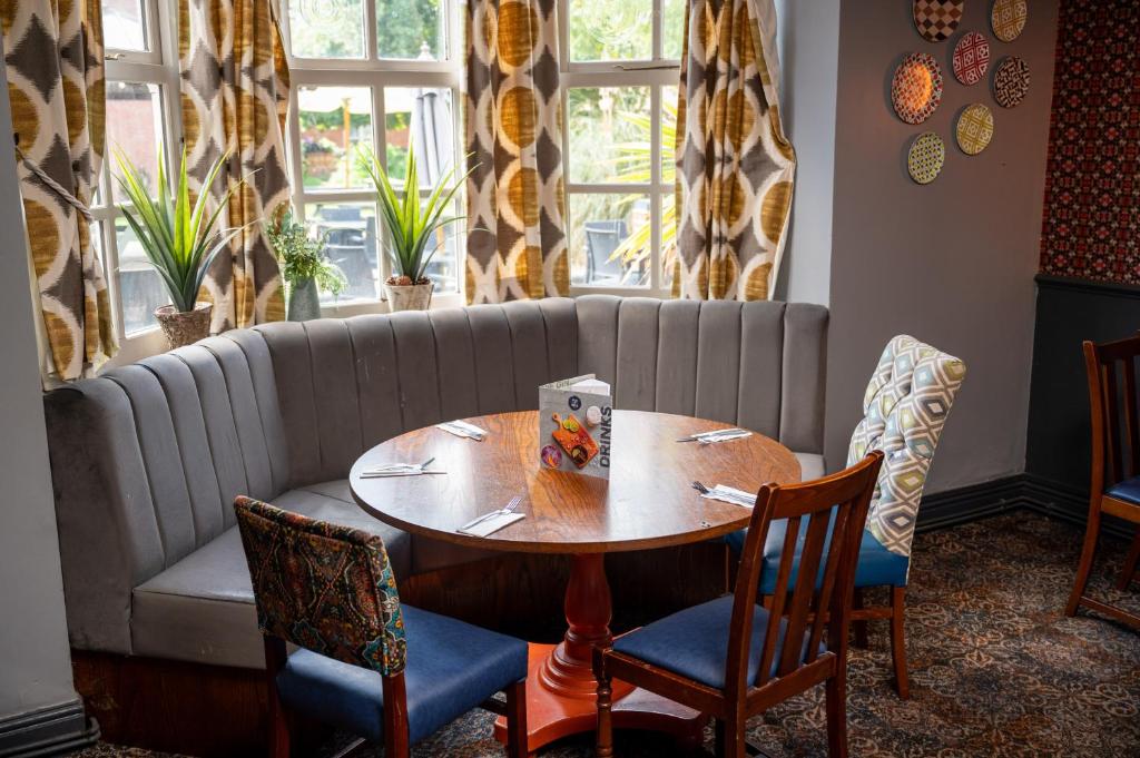 Cocked Hat by Greene King Inns - Resim 30