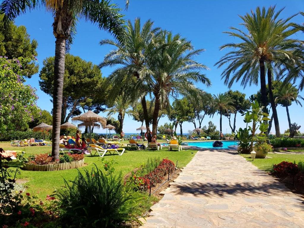 The swimming pool at or close to Duplex 506 Miraflores, fabulous terraces & views