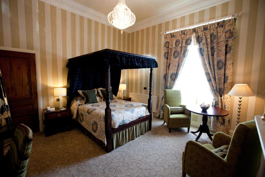 Ringwood Hall Hotel & Spa - Feature Double Room