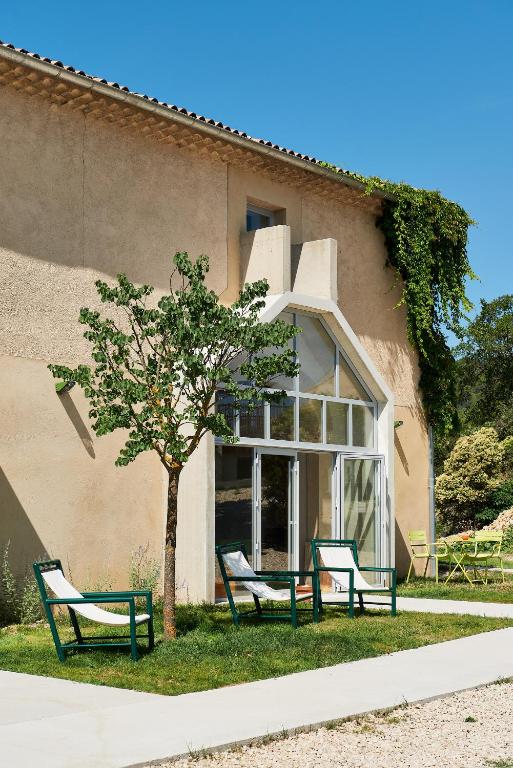 Zahrada ubytování Domaine La Ferme HI bride
