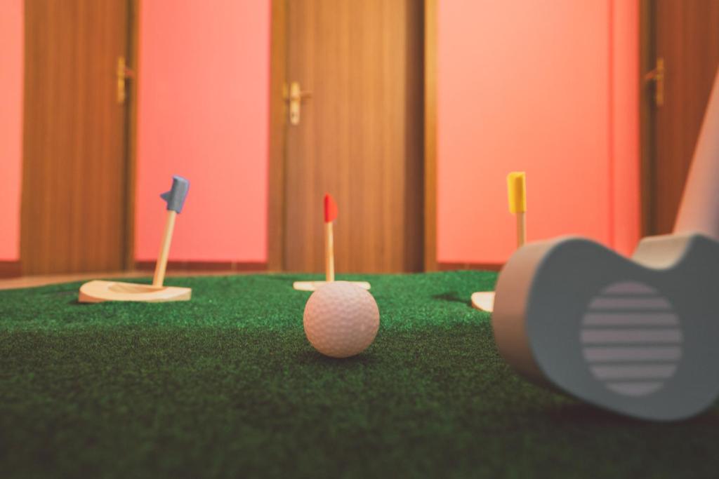 Golf v hostelu nebo okolí