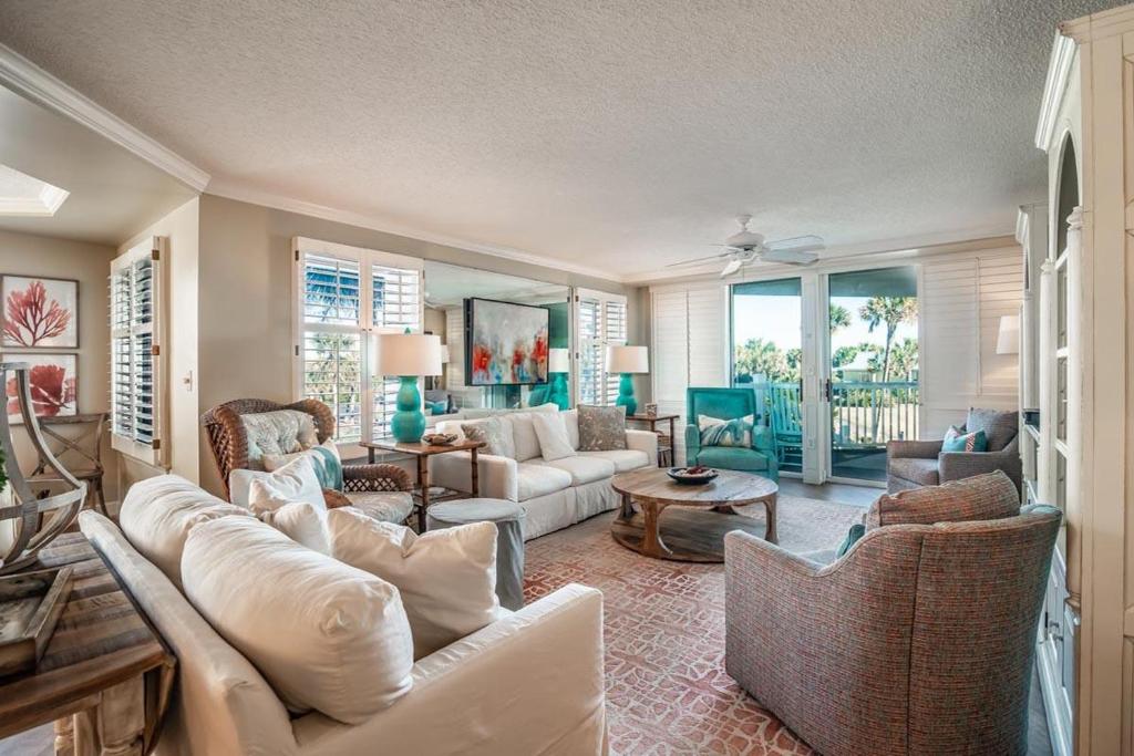 Posezení v ubytování Ocean Oasis Fordham 101 3BR Villa Ocean Views