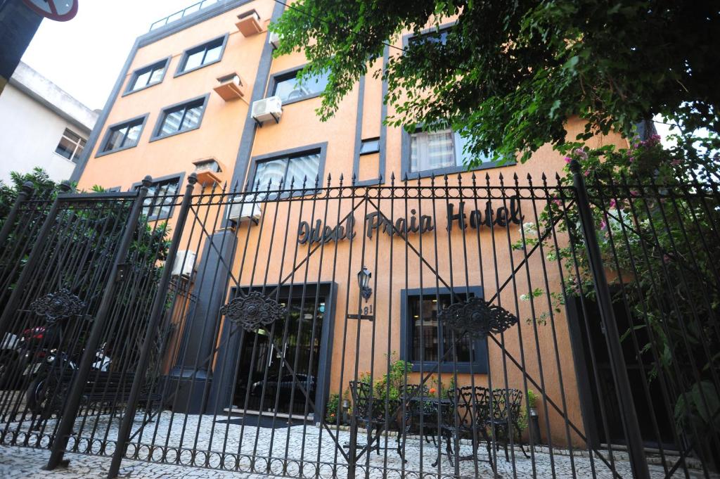  Ideal Praia Hotel