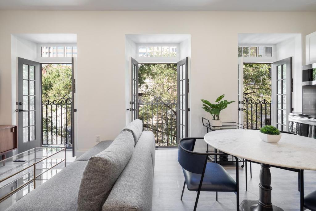 Sosuite at French Quarters - Rittenhouse Square - Apartamento Con Balcón