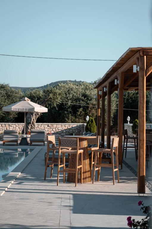 Balkón nebo terasa v ubytování Trinity Design Suites
