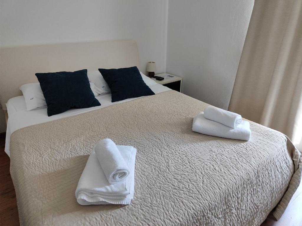 Guest House Adria - Quadruple Room With Balcony