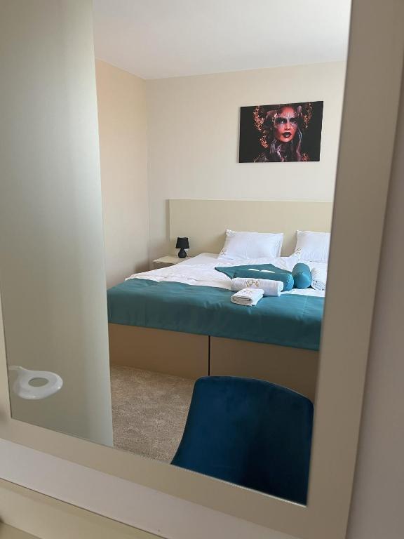 Garni Hotel IMPERIUM Subotica客房内的一张或多张床位