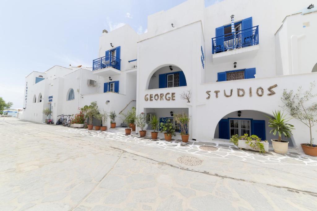 Gallery image of George Studios in Naxos Chora