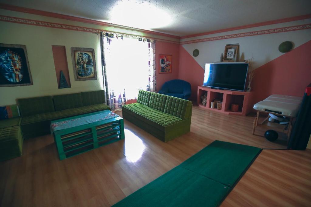 TV a/nebo společenská místnost v ubytování Villa Ametyst