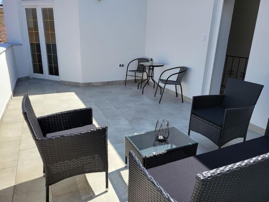 Oktogon rooftop terrace, Budapest – Updated 2024 Prices