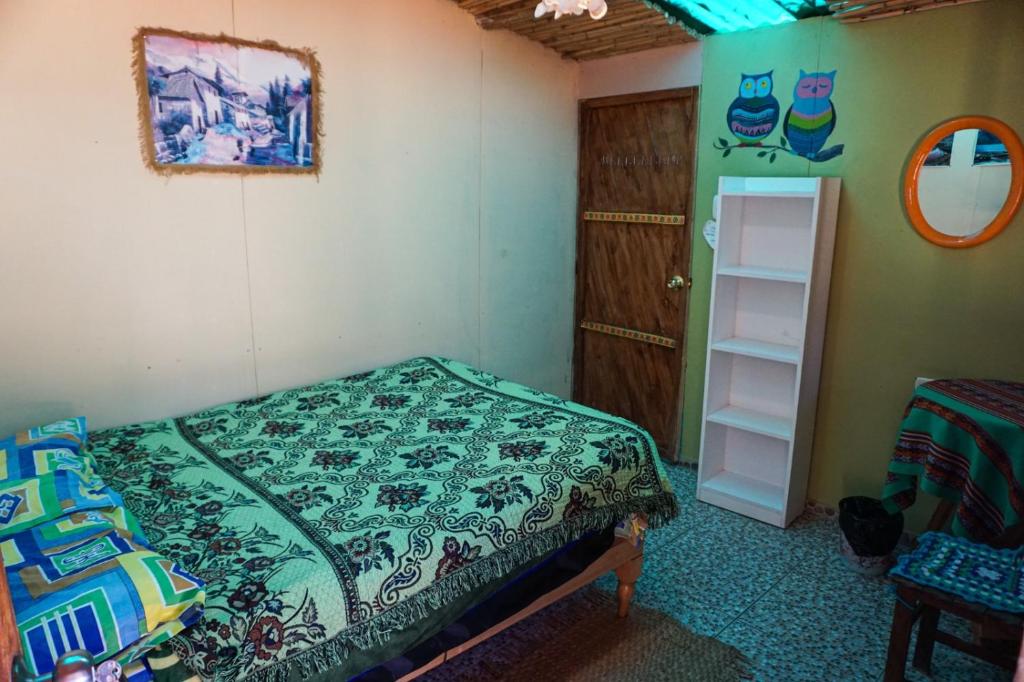 Gulta vai gultas numurā naktsmītnē Tony's House Eco Hostel