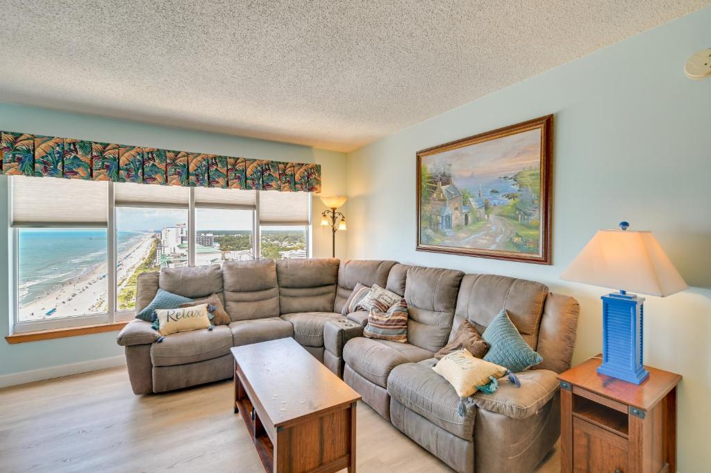 Oceanfront Myrtle Beach Vacation Rental with Views!, Myrtle Beach
