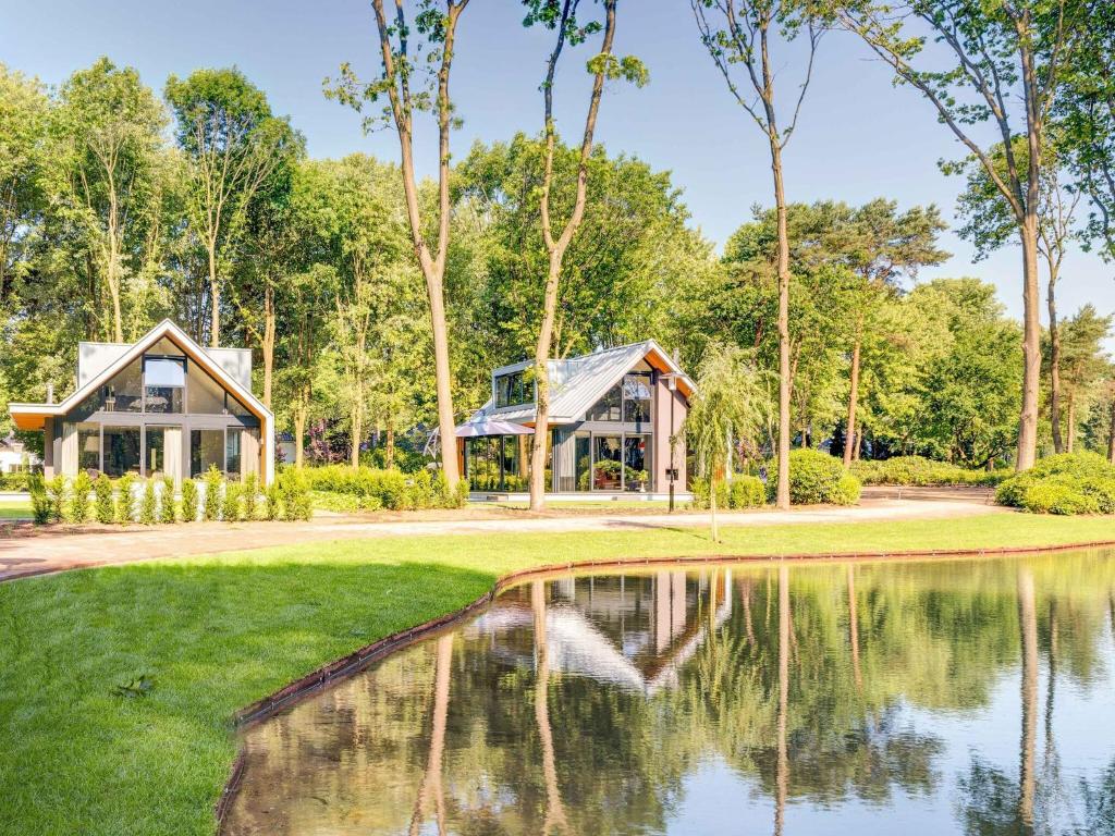 Modern villa close to De Veluwe - Housity