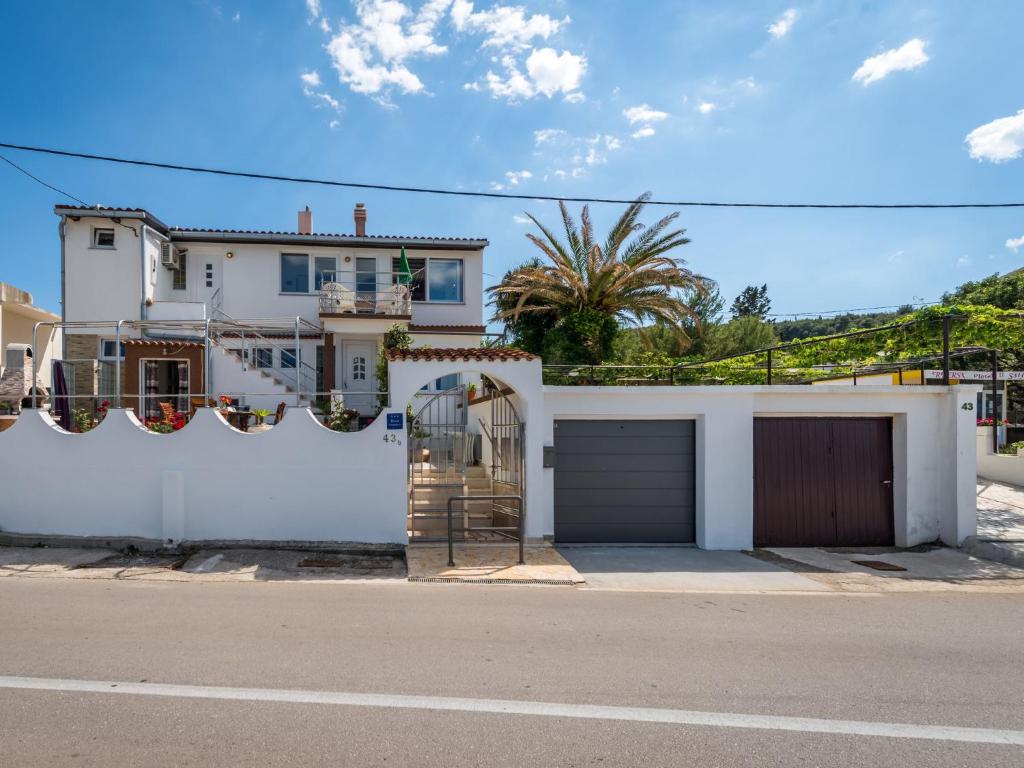Apartment in Arbanija with Terrace