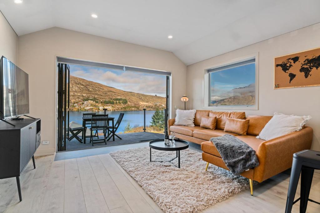 Nespecifikovaný výhled na hory nebo výhled na hory při pohledu z apartmánu