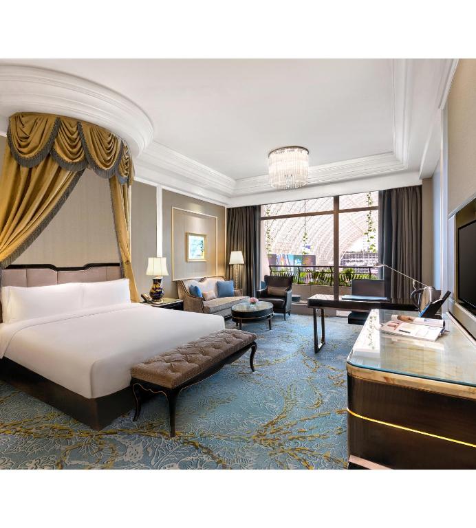 InterContinental Chengdu Global Center, an IHG Hotel - Premium King Room - Club Lounge Access