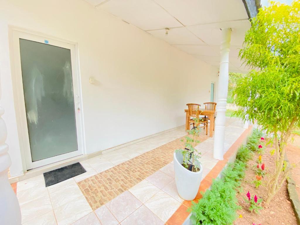 Zahrada ubytování Ima Villa Sigiriya