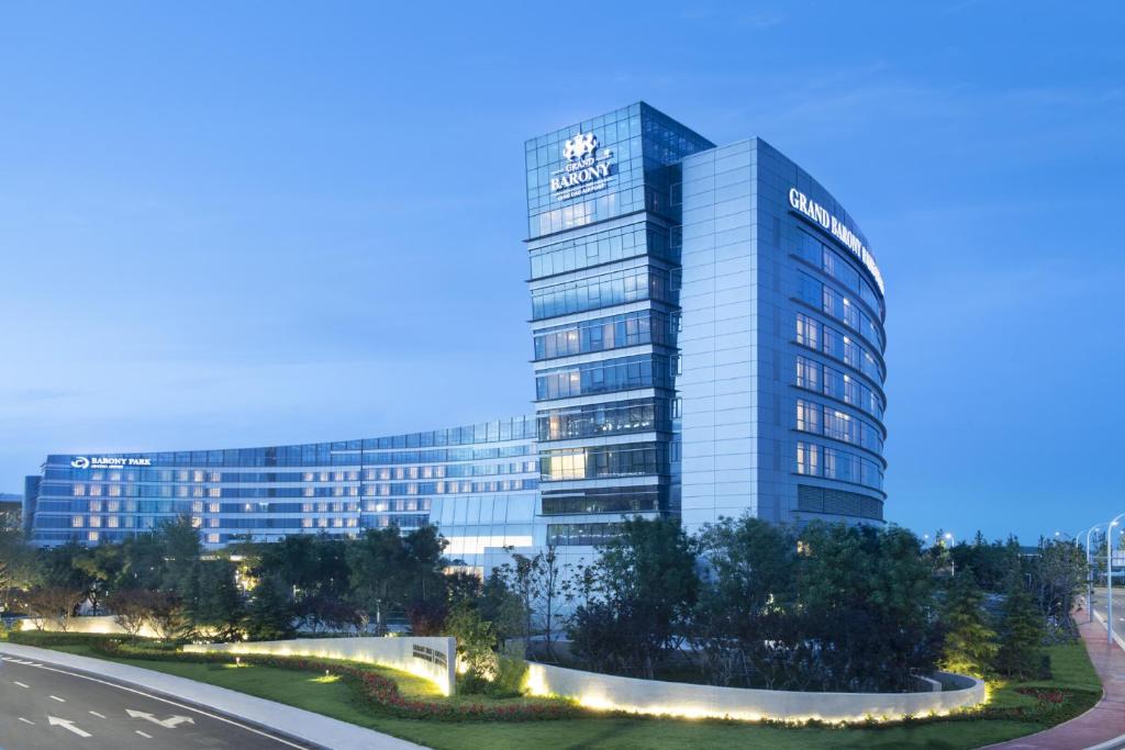 a rendering of the sutton hotel in philadelphia at Grand Barony Qingdao Airport Hotel in Qingdao