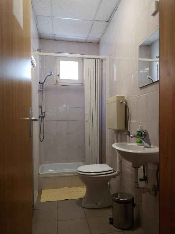 Bagno di Hostel Mladinski center Šmartno ob Paki
