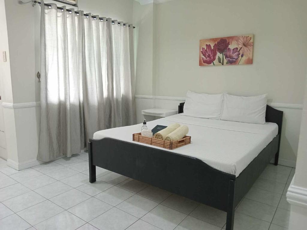 North Shores Inn - Sala De Reina Con Balcón