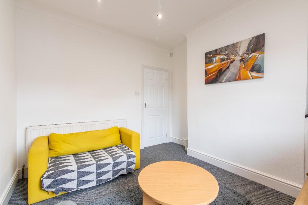 Fotografie z fotogalerie ubytování Chesterfield Lodge - 2 Bedroom Apartment near Chesterfield Town Centre v destinaci Chesterfield