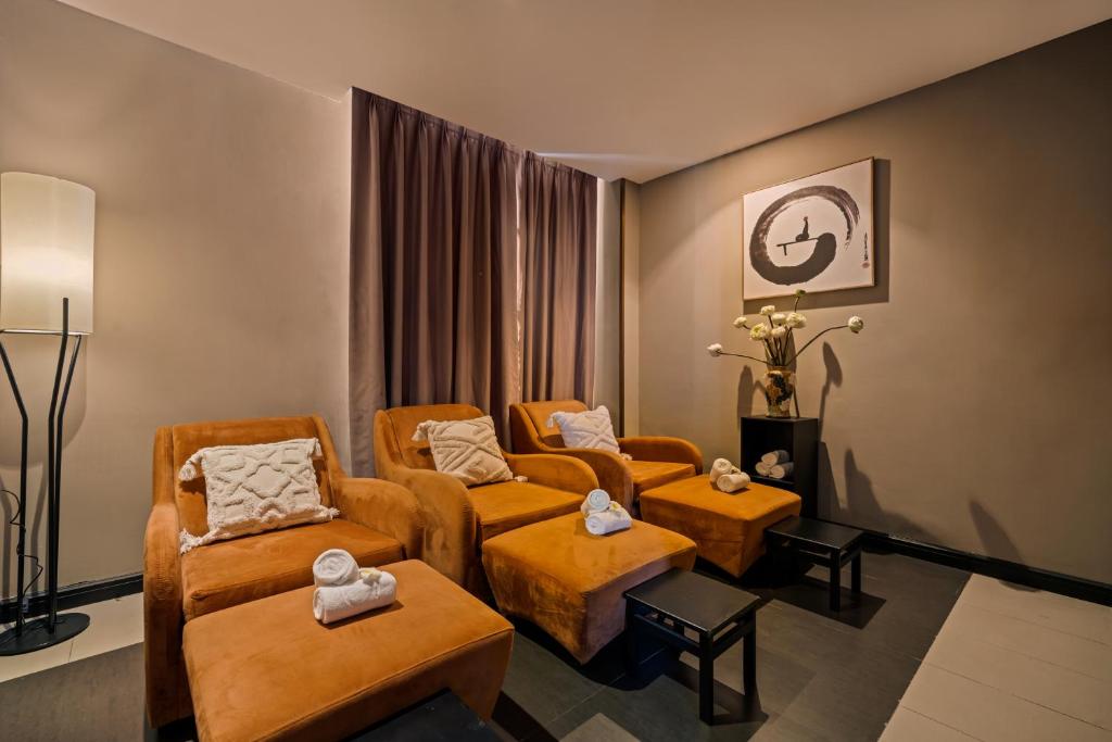 Posezení v ubytování Sanouva Da Nang Hotel - Daily Afternoon Tea Inclusive