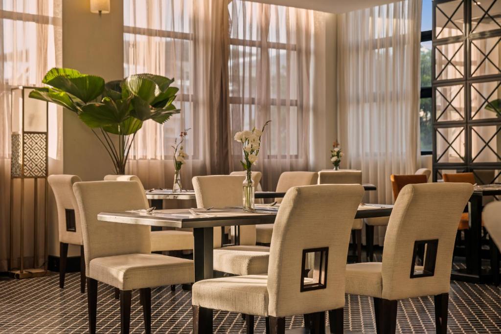 Posezení v ubytování Sanouva Da Nang Hotel - Daily Afternoon Tea Inclusive