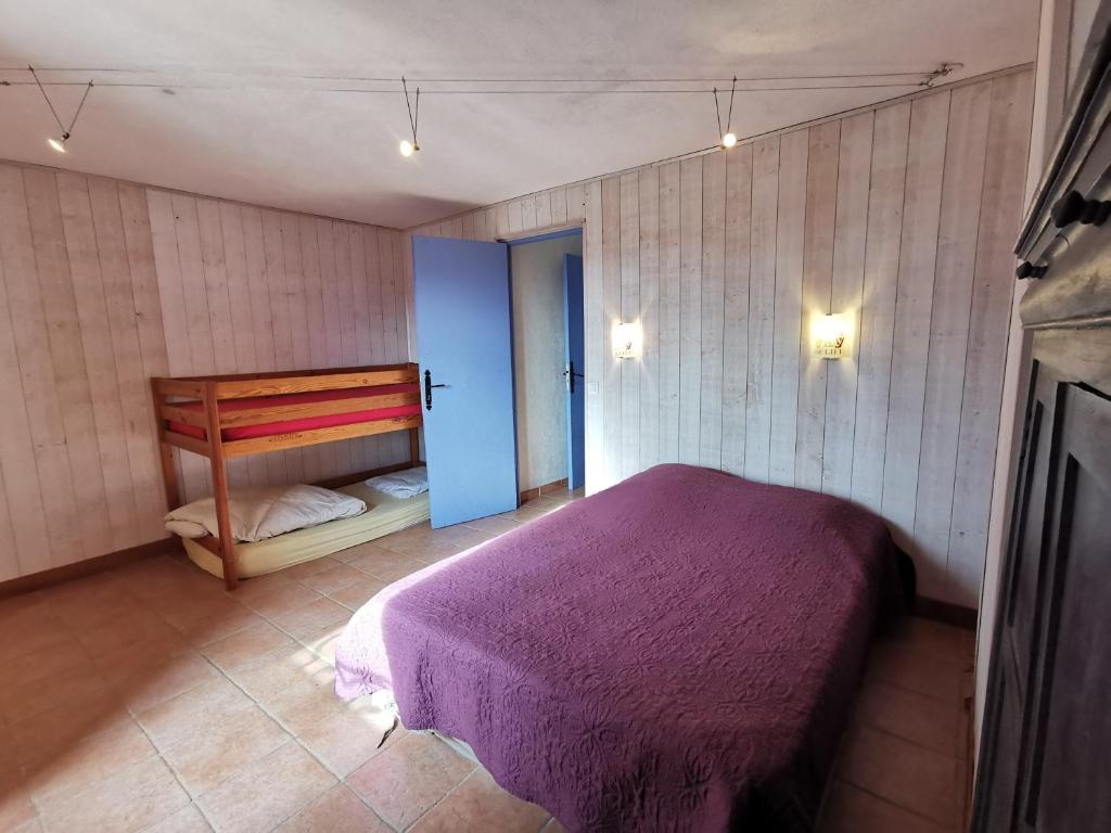 Imagen de la galería de Gite De Groupe, en Bargème