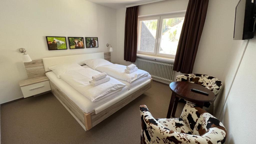 Hotel Silberfelsen - Camera Familiare Con Bagno Privato