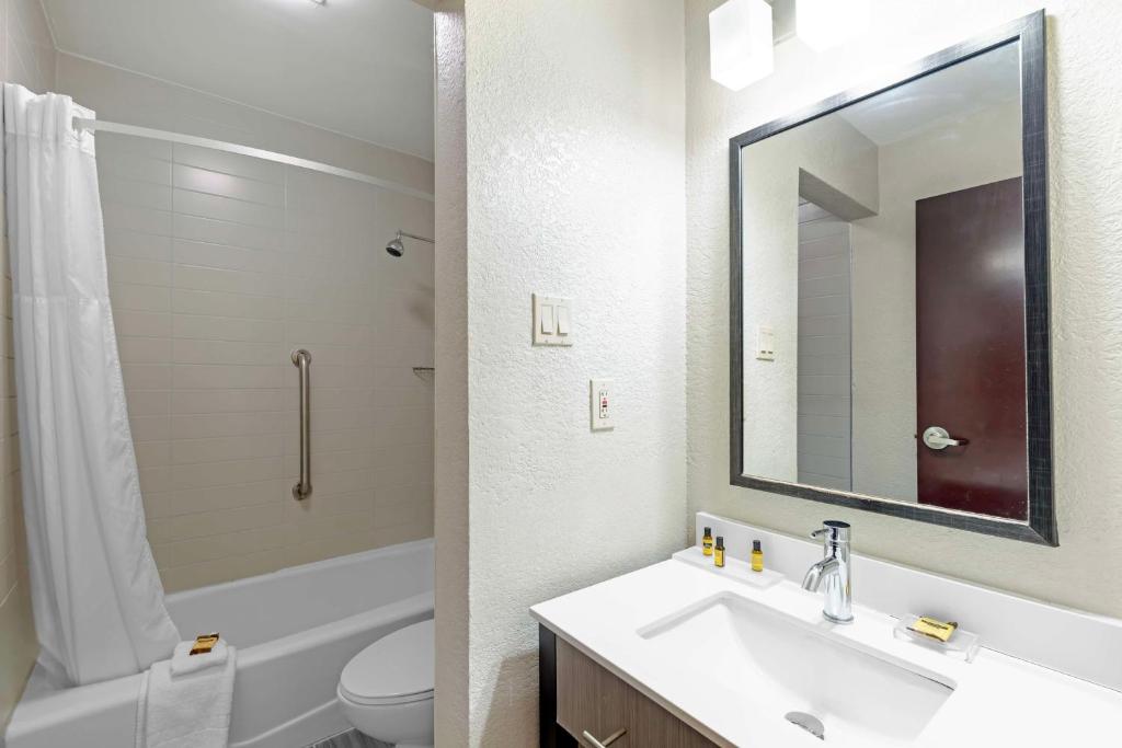 Koupelna v ubytování Best Western Plus Austin Central