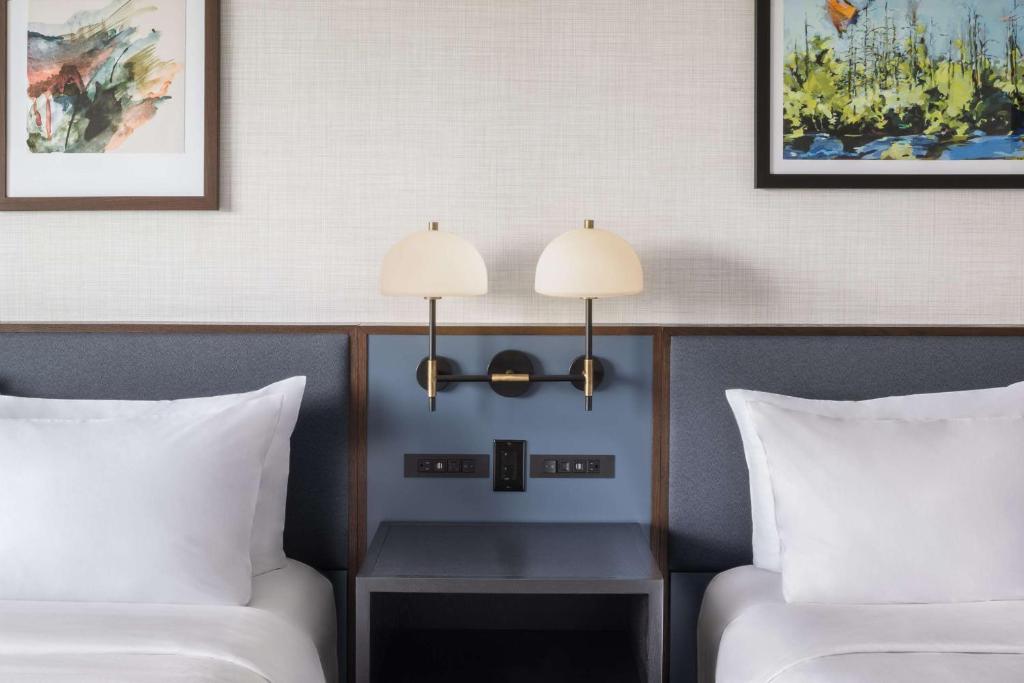 Hyatt Regency Coralville - Queen Room With Two Queen Beds And Accessible Tub