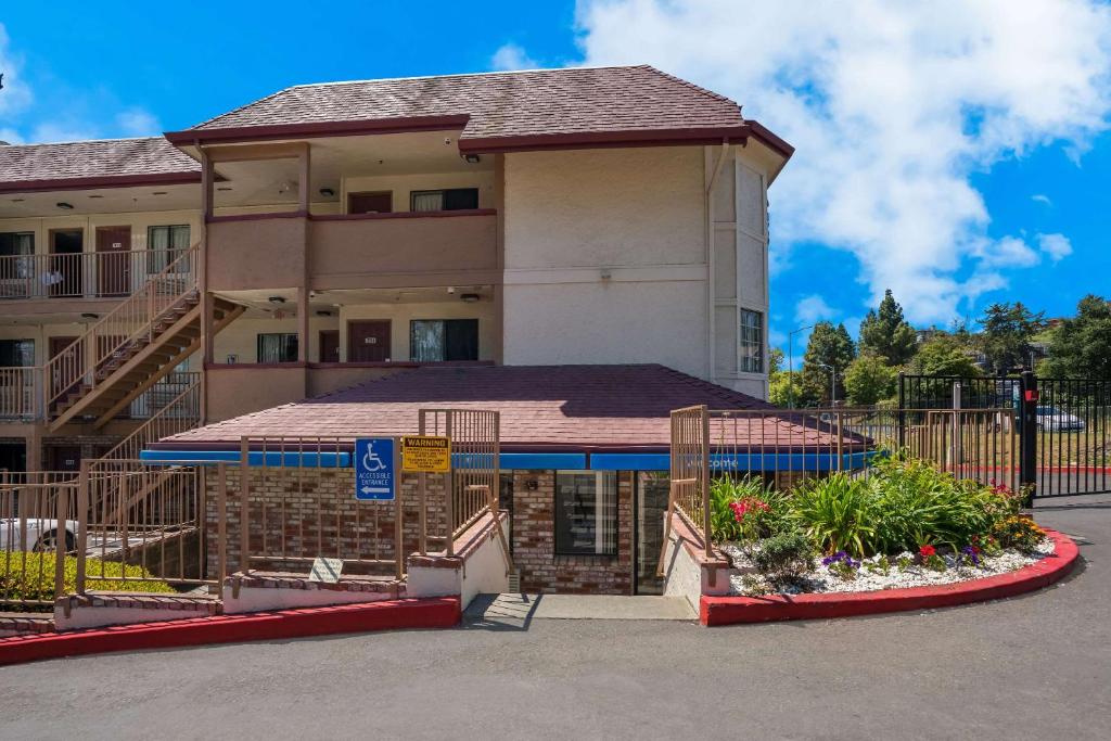 Gallery image of Econo Lodge in Vallejo