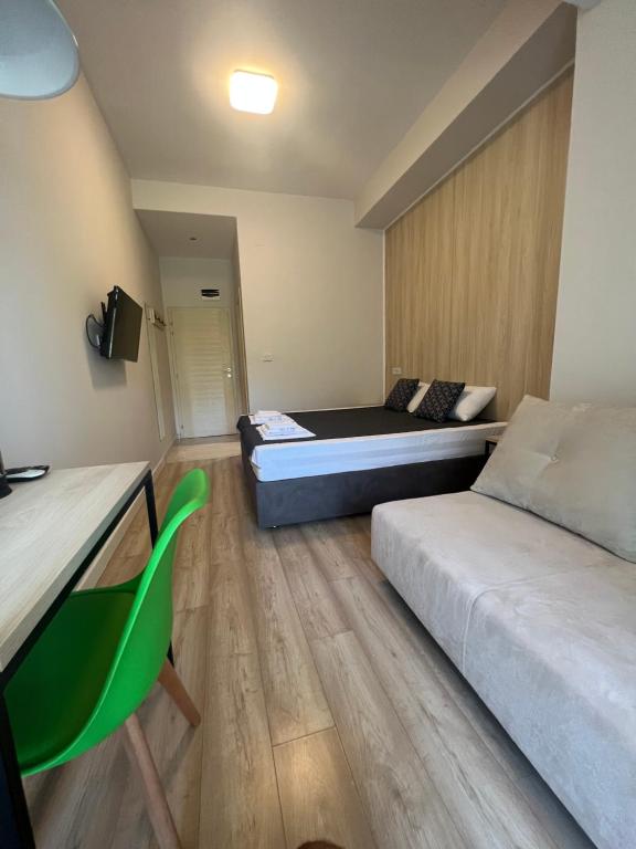 Sleepyn SKOPJE - Budget Double Or Twin Room