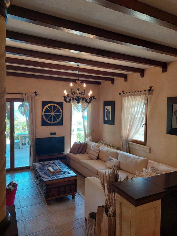 A seating area at Casa dell'Arte Hotel of Arts & Leisure