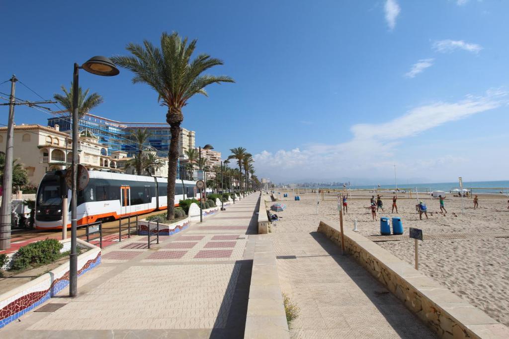 APARTAMENTO LAS OLAS Playa Muchavista, Alicante – Updated ...
