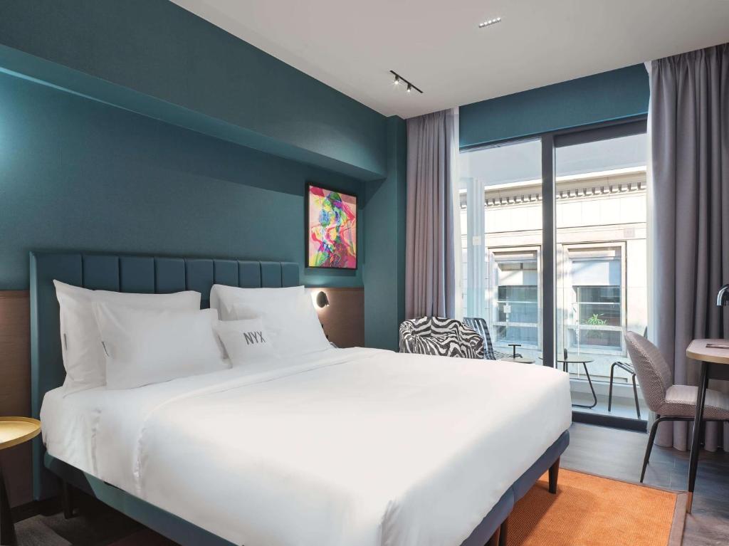 
Executive Room with Lounge Access
