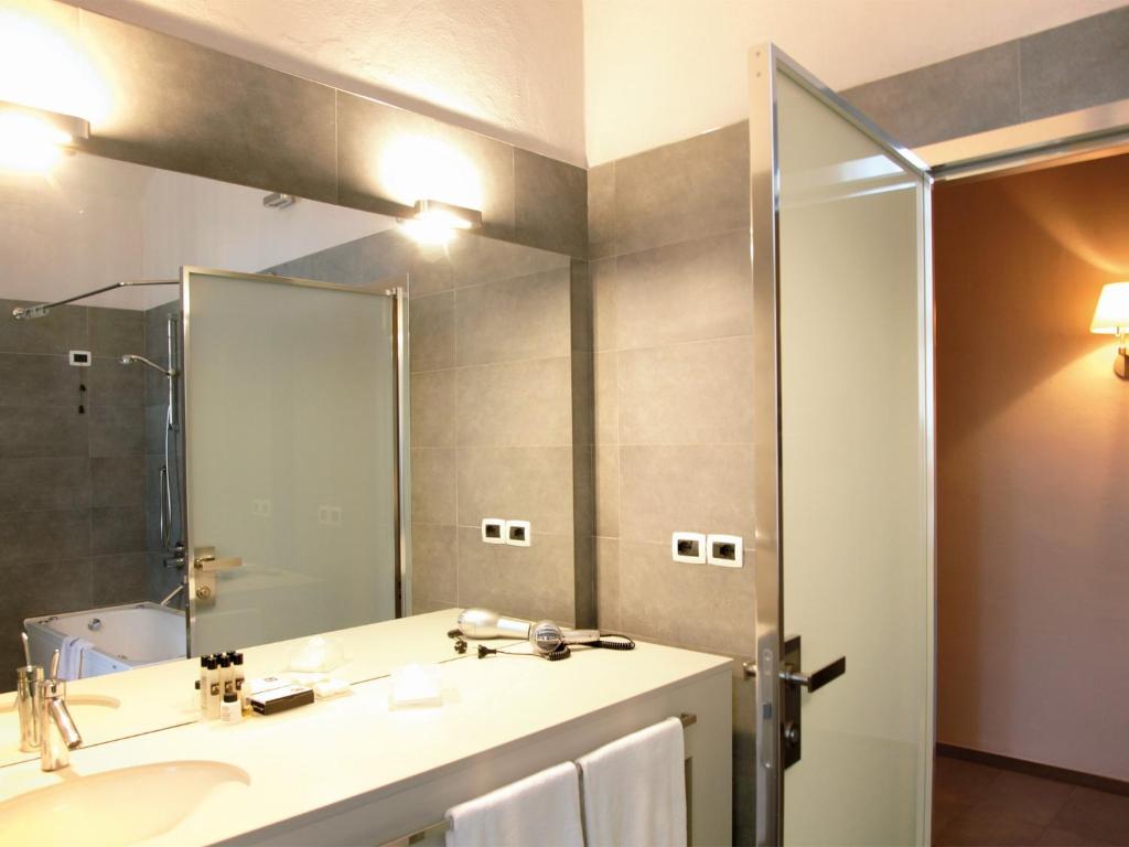 Montaldo Castle & Resort - Suite De Luxe