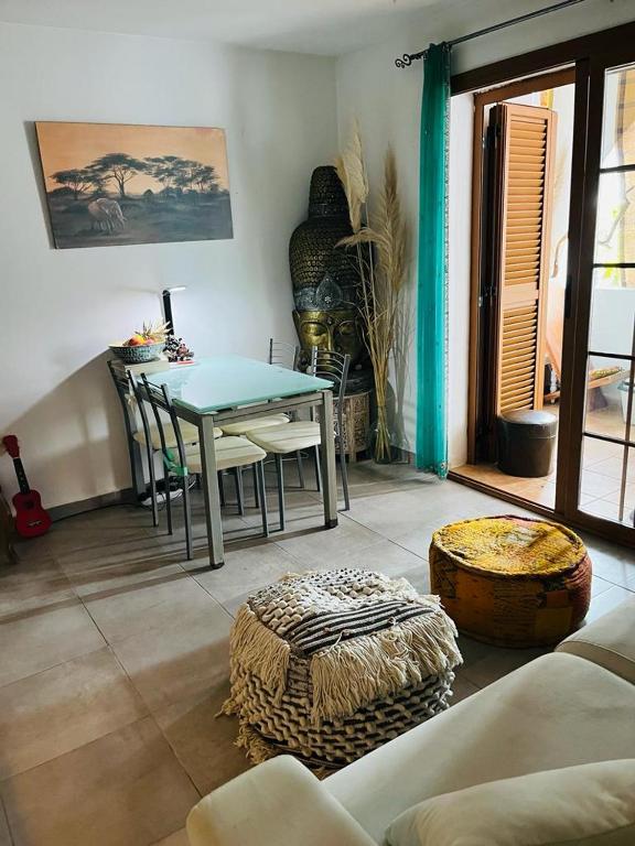 Casa en la playa, Cala Llenya – Updated 2023 Prices