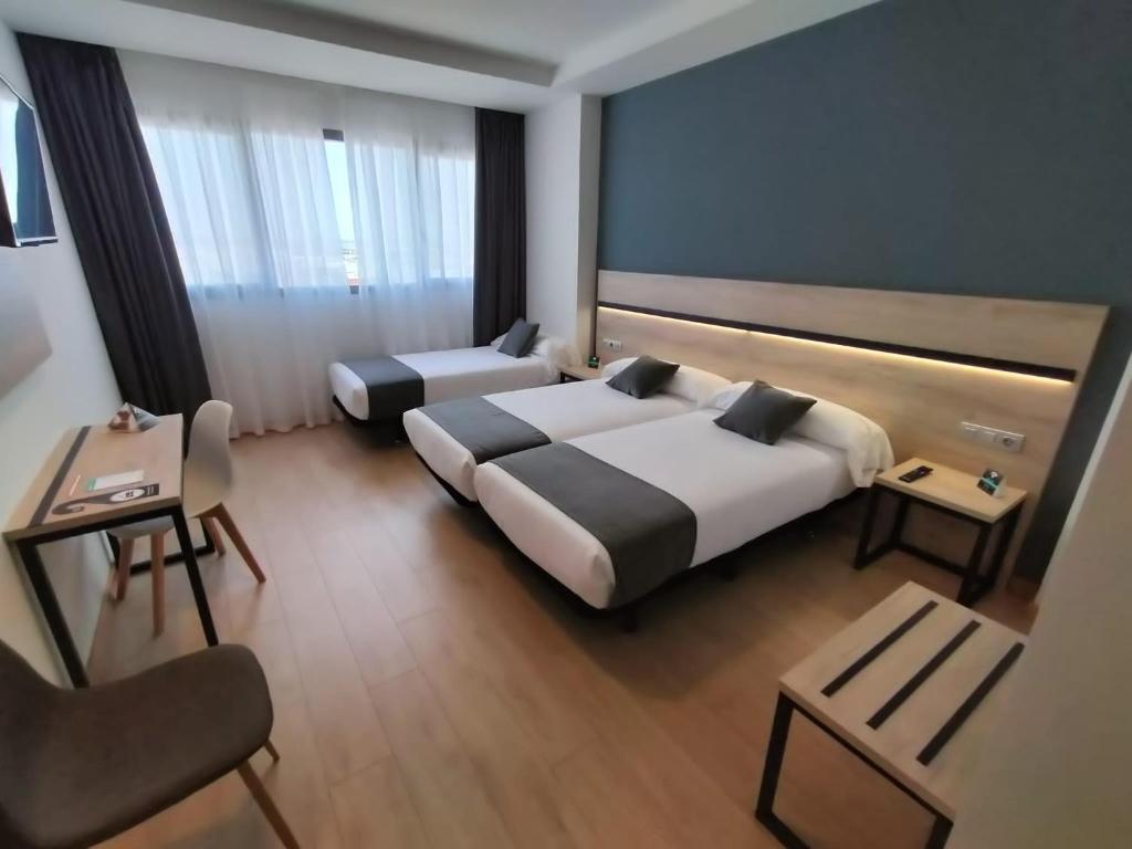 Alda Valladolid Sur - Triple Room