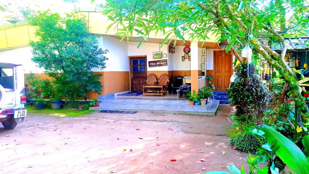 Munnar TeaDrops Plantation Villa