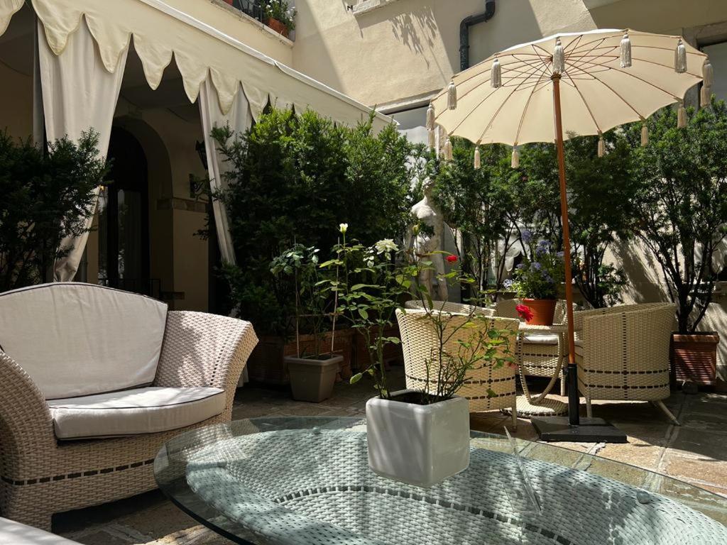 Posezení v ubytování Palazzo Paruta & Wellness Suites