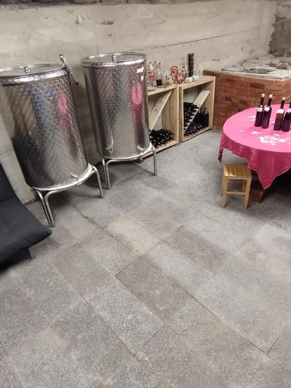 Fotografie z fotogalerie ubytování Bookwine tasting in Tbilisi v destinaci Tbilisi City