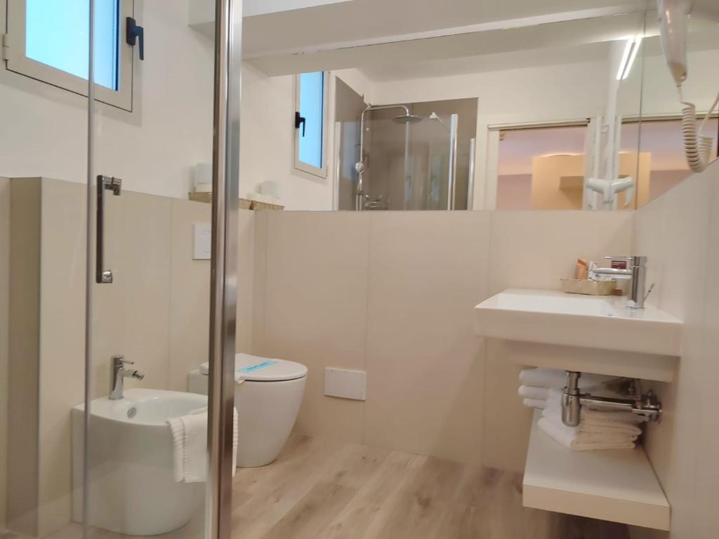 Koupelna v ubytování Hotel Madera