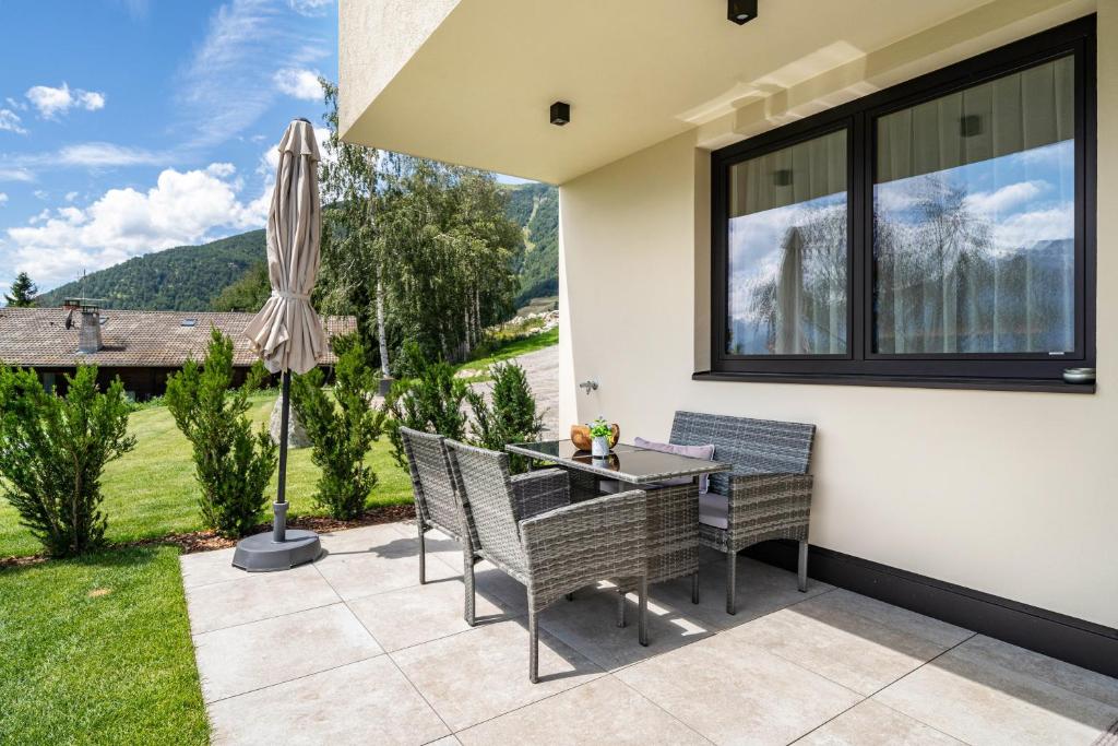 Nespecifikovaný výhled na hory nebo výhled na hory při pohledu z apartmánu