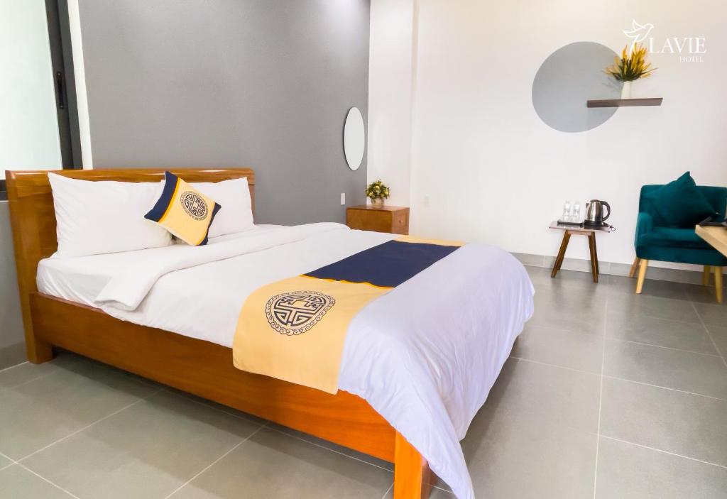 Khách sạn Lavie Hotel Quảng Ngãi - Chambre Queen Deluxe